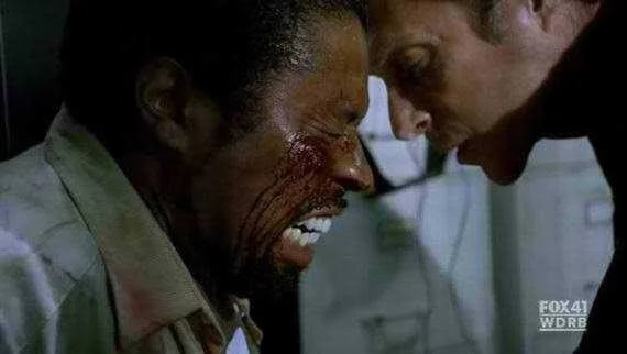 Prison BreakMahone vs Wyatt