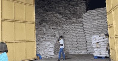 Halos 470,000 sakong asukal, nakatago lang sa 3 bodega sa Cagayan de Oro