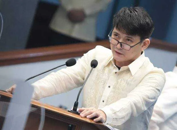 Medical Márijuana can contribute to economy, gov't projects  Robin Padilla