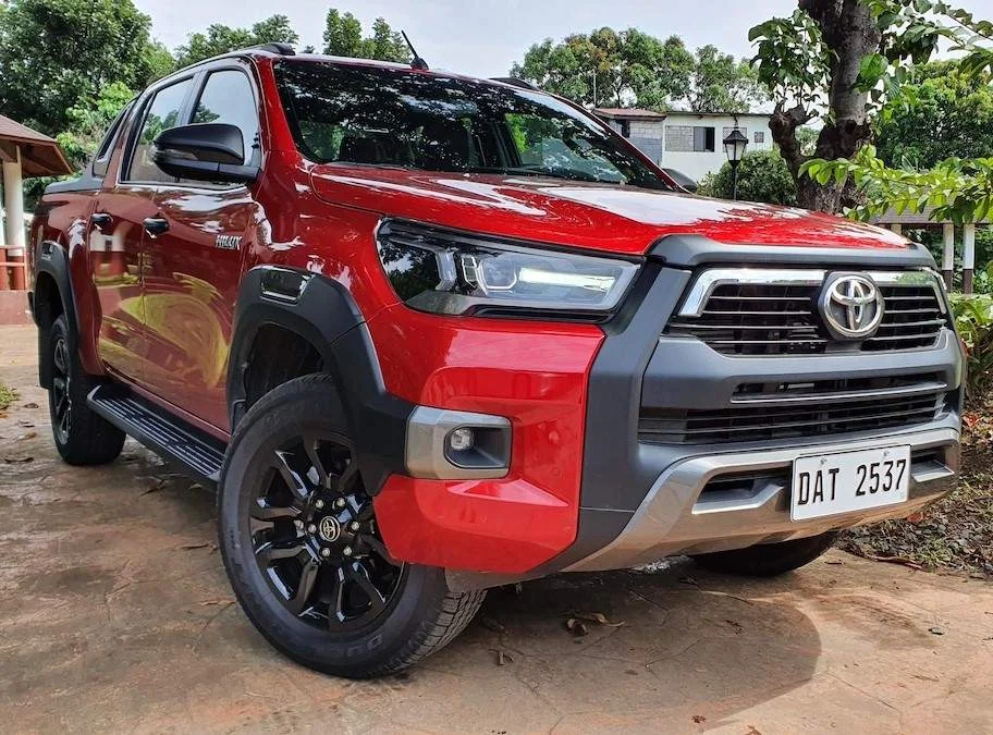 2021-hilux-conquest-main-1611567233.jpg