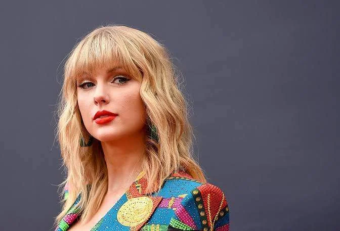 Taylor Swift Discography (2006-2022) [FLAC/Lossless] [16bits-24bits] [44.1kHz-48kHz-96kHz]