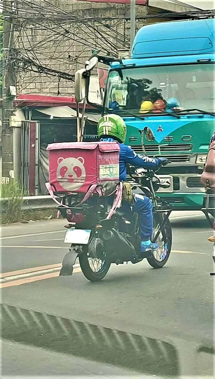 kuya multi task.webp