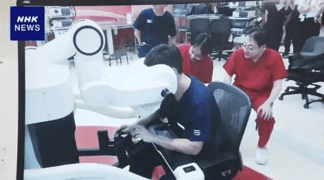 Using a Robot, Surgical Experiment Performed from 5000km Away