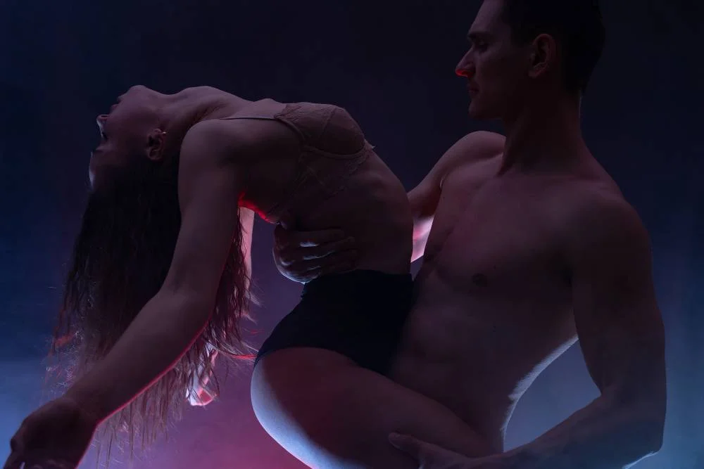 muscular-handsome-sê×ÿ-guy-with-pretty-woman-dark-background-concept-romantic-love.jpg