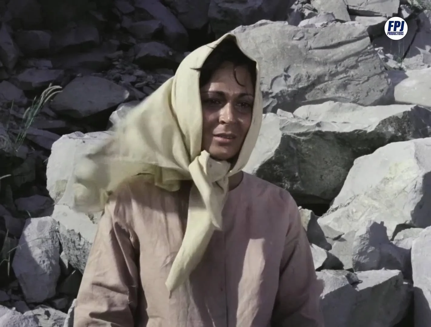 FPJ - Pagbabalik ng Lawin (1975)1080p.mp4_snapshot_00.29.57_[2024.02.19_16.34.19].webp