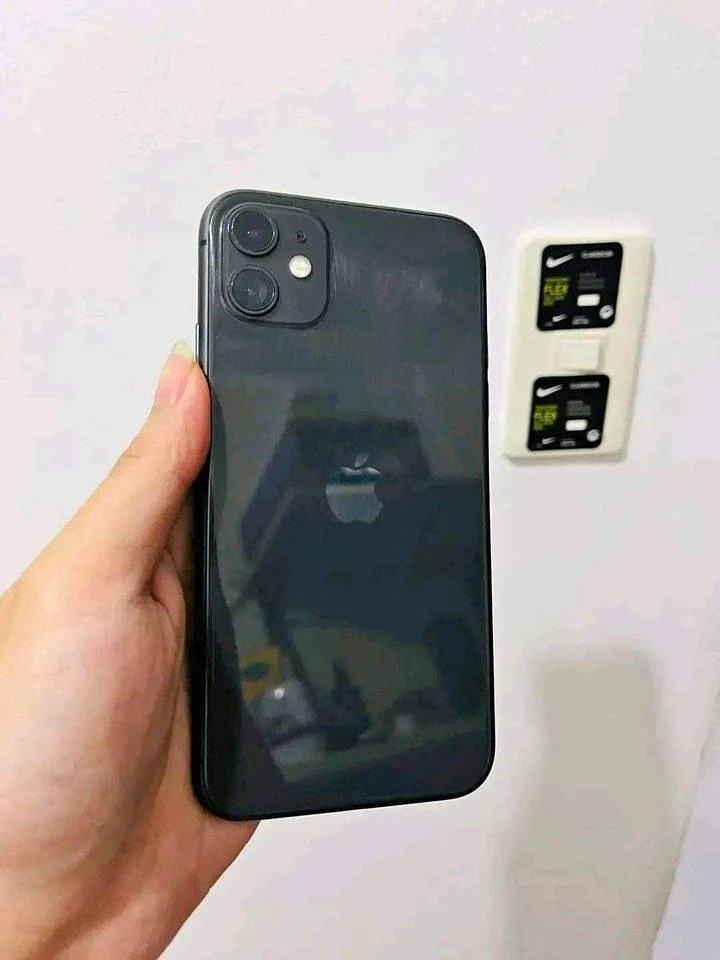 iphone 1.webp