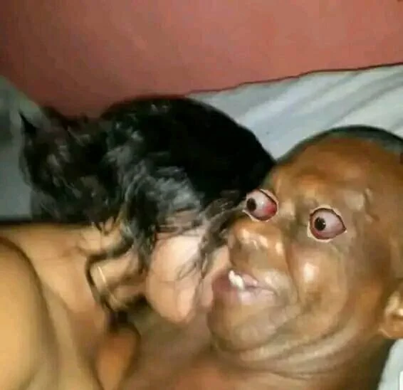 alien eyes.webp