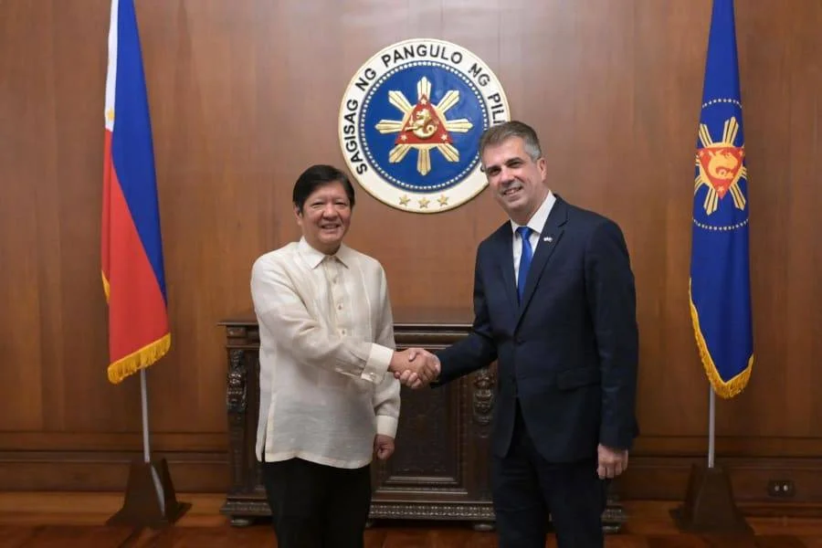 eli_cohen_philippines.webp