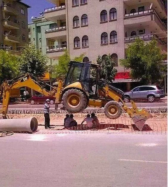 iş-güvenliği-kepçe.webp