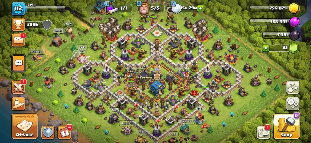 Screenshot_2024-10-25-03-55-20-085_com.supercell.clashofclans.jpg
