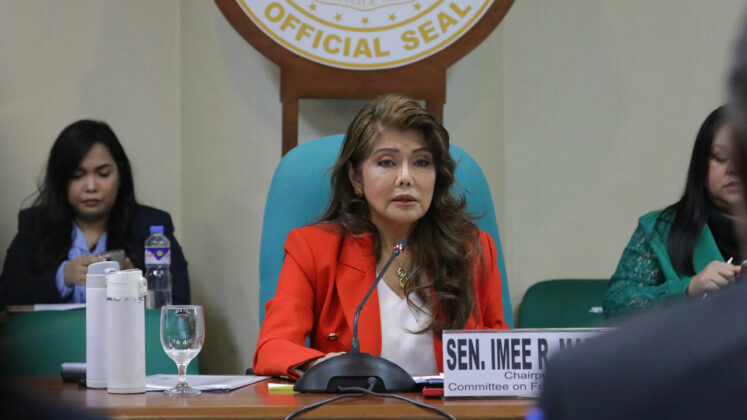 Cabinet to attend Duterte probe on April 10