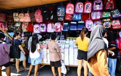 school-bag-commonwealth-market-2025june-jbondoc.webp