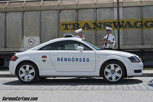 2174073661_0df67487be.webp