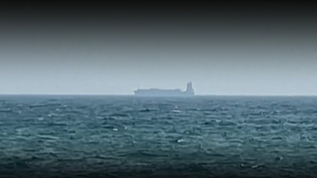Iran, muling iginiit ang mahigpit na pamamahala sa mga dumaraan sa Strait of Hormuz