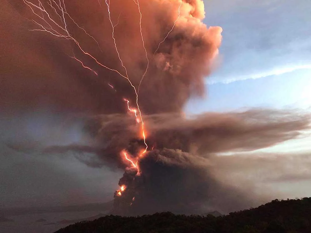 TAAL VOLCANO