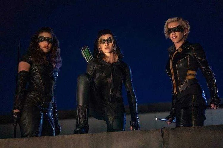 First Look At The Green Arrow and the Canaries Revealed