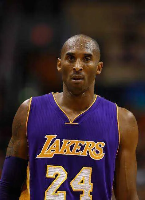 Kobe Bryant Dies in a Helicopter Crash: Live Updates