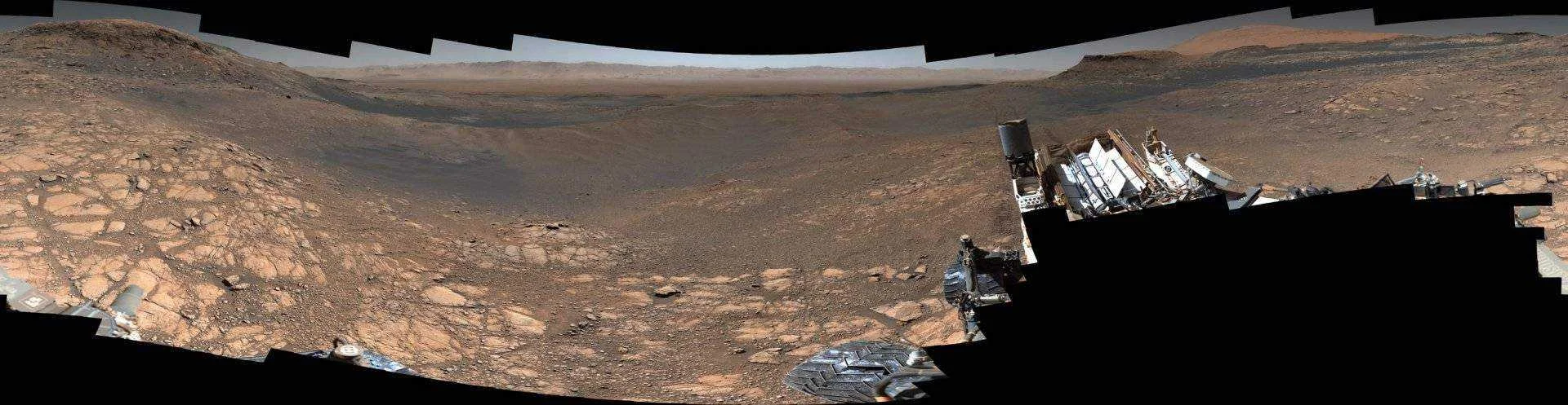 NASA Curiosity Rover 1.8-Billion-Pixel Panorama Mars Landscape