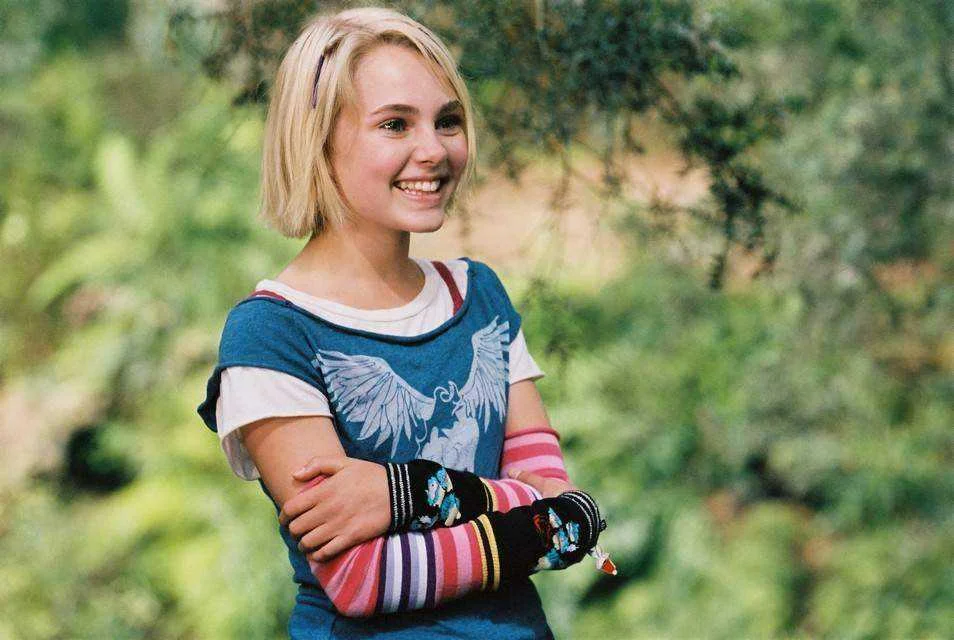 Bridge to Terabithia (2007) Screenshot (3).jpg