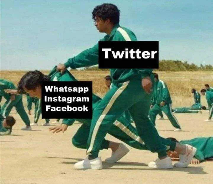 #FACEBOOKISDOWN