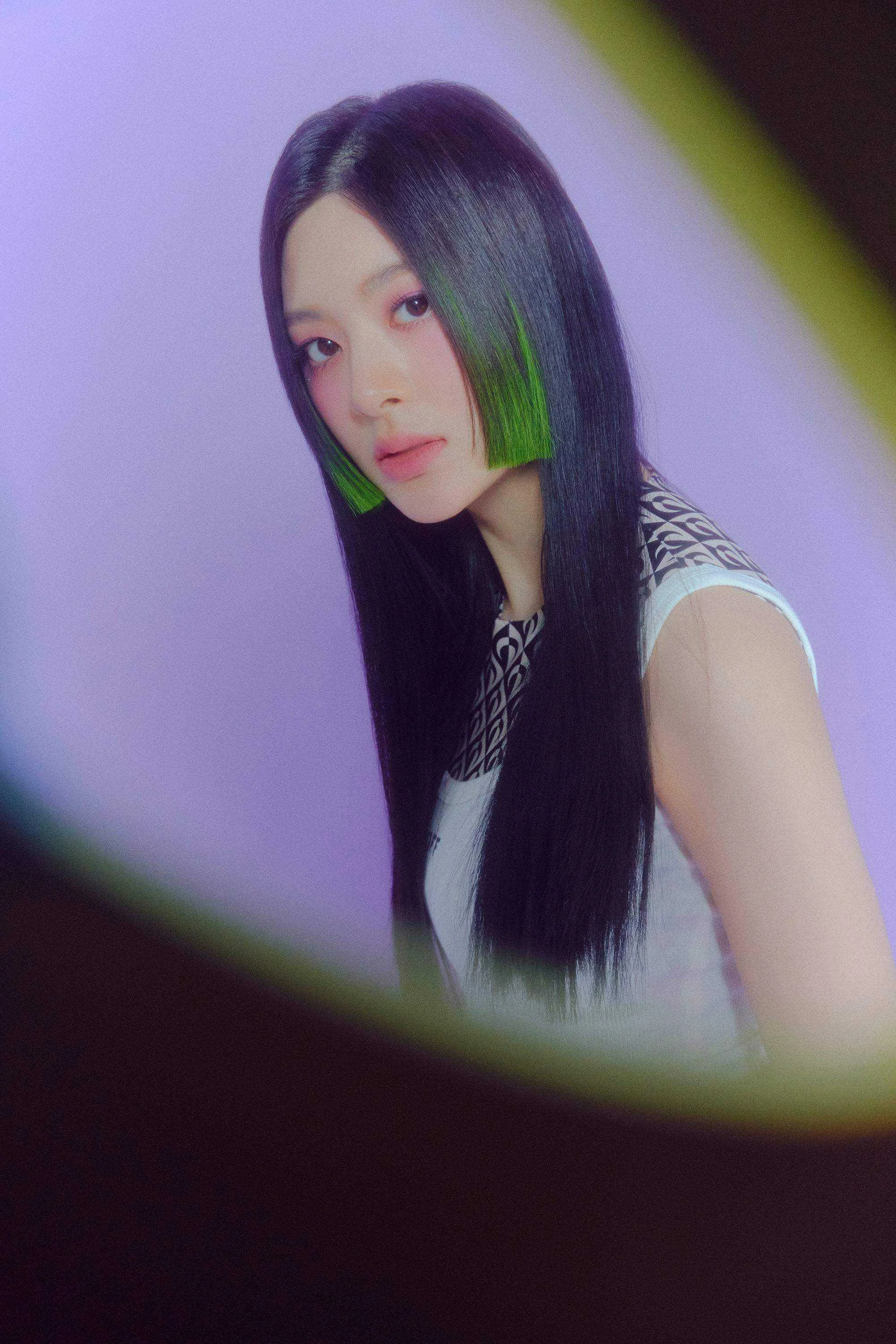 stayc_staydom_teaser_Seeun_3.jpg