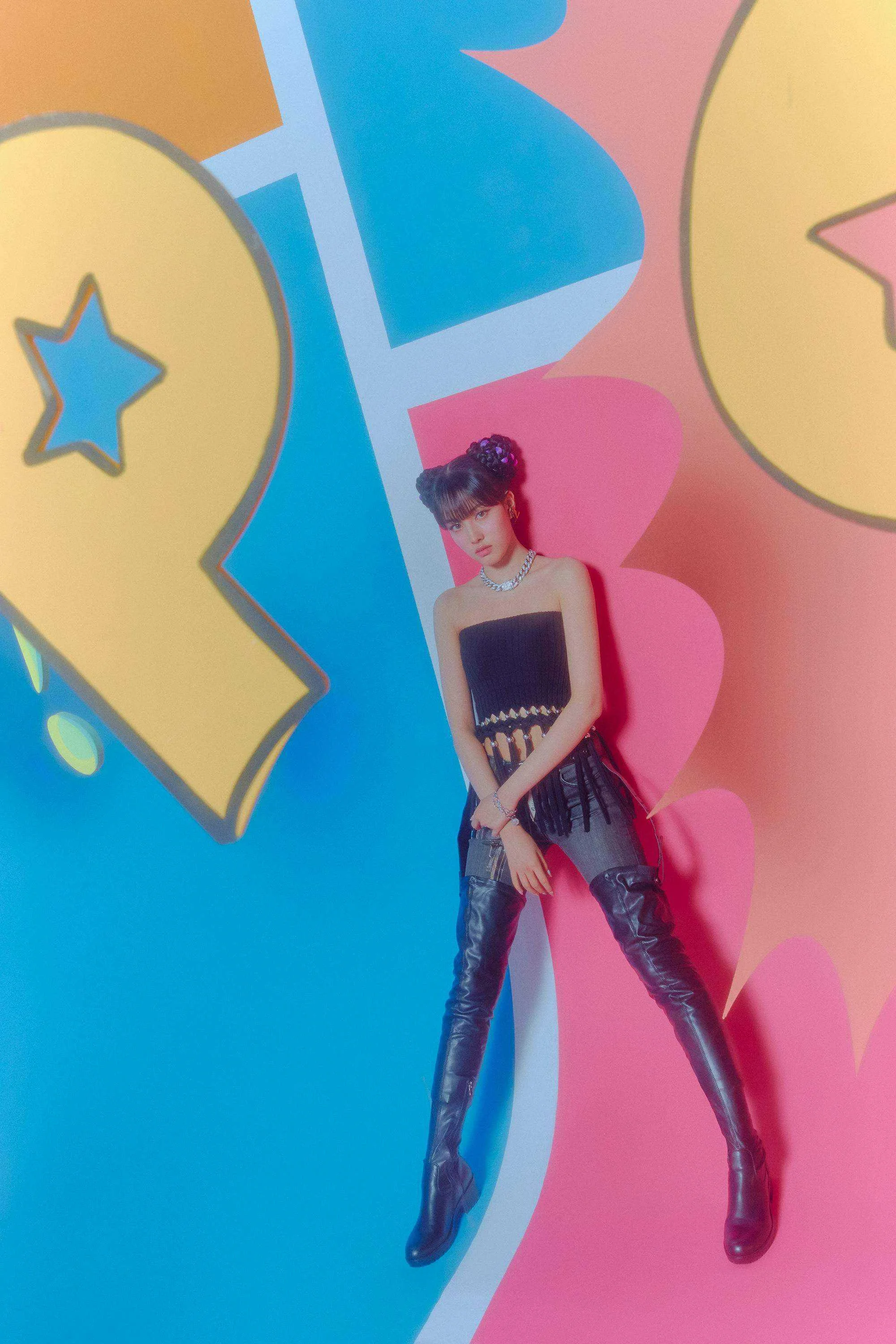 stayc_staydom_teaser_Yoon_4.jpg