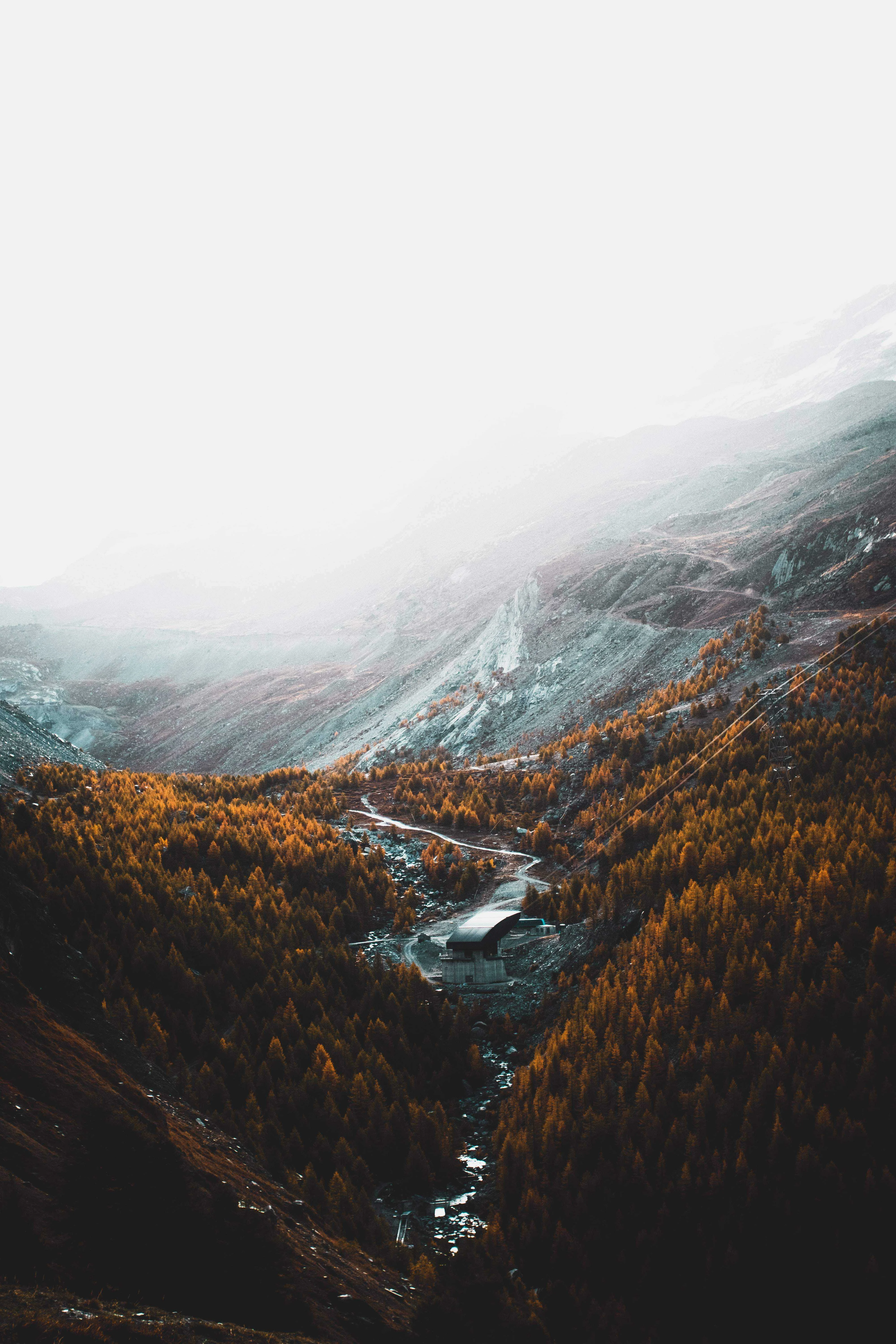 joshua-fuller-SFRVfLZ7ORo-unsplash.jpg