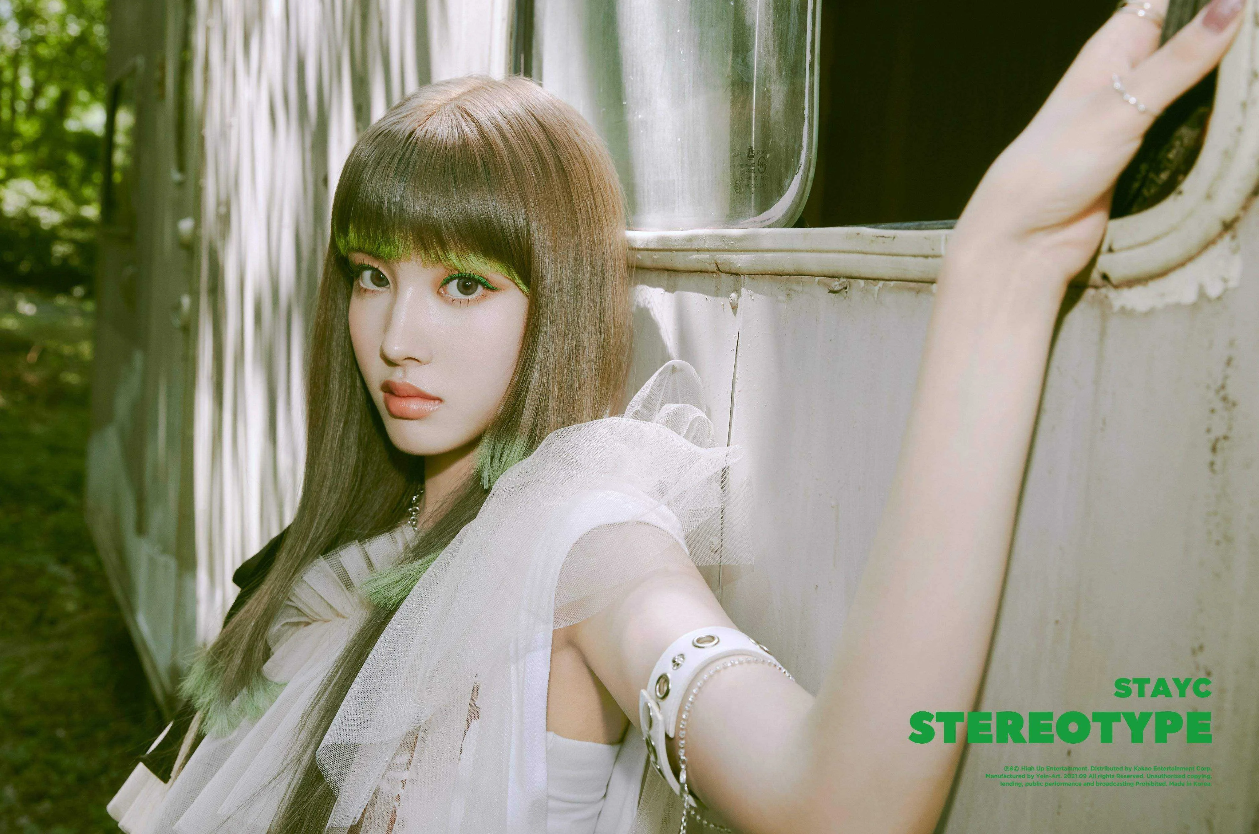 STAYC_Stereotype_Teaser_Yoon_2.jpg