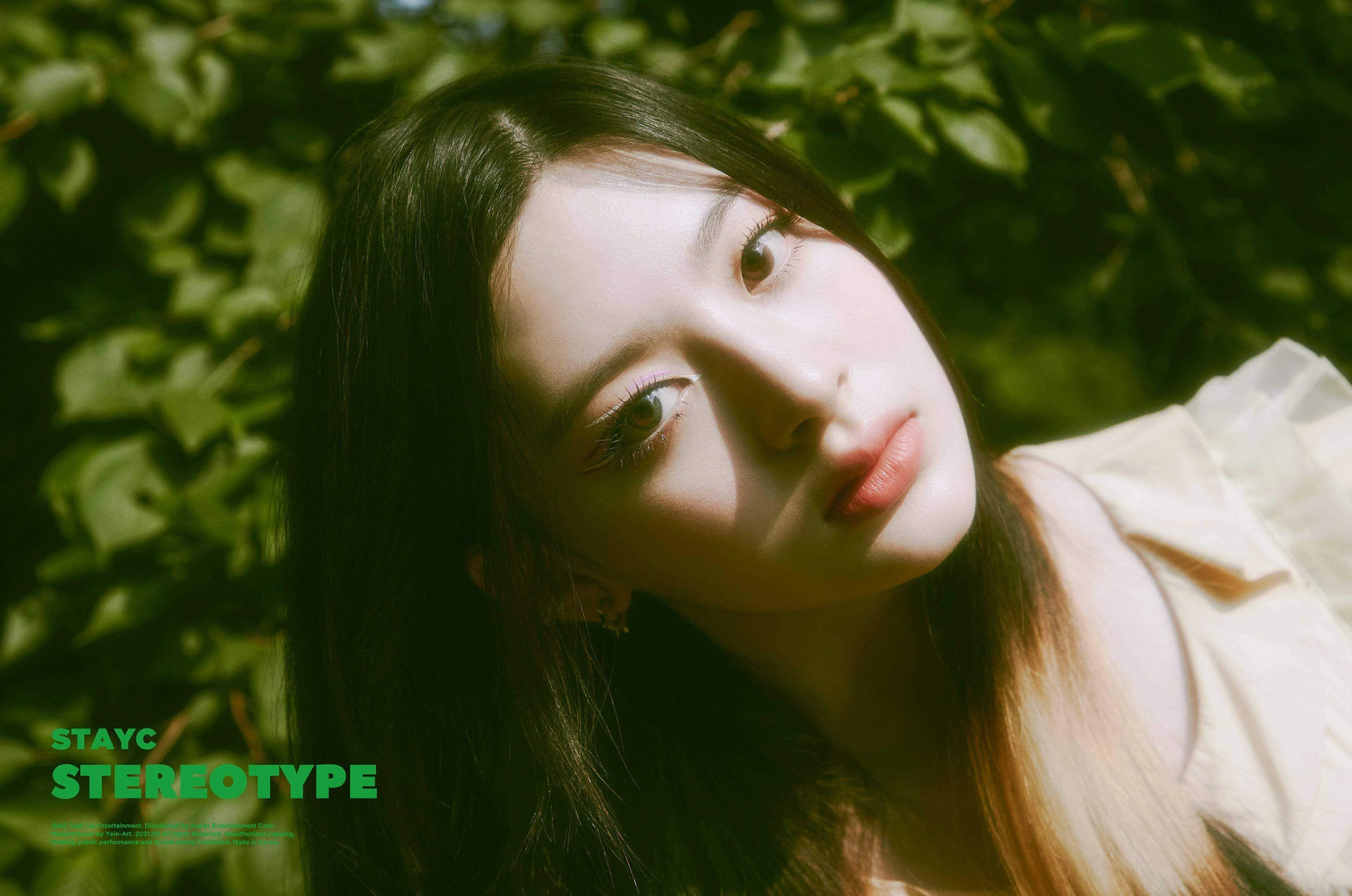 STAYC-STEREOTYPE-Concept-Teaser-Images-documents-8(4).jpeg