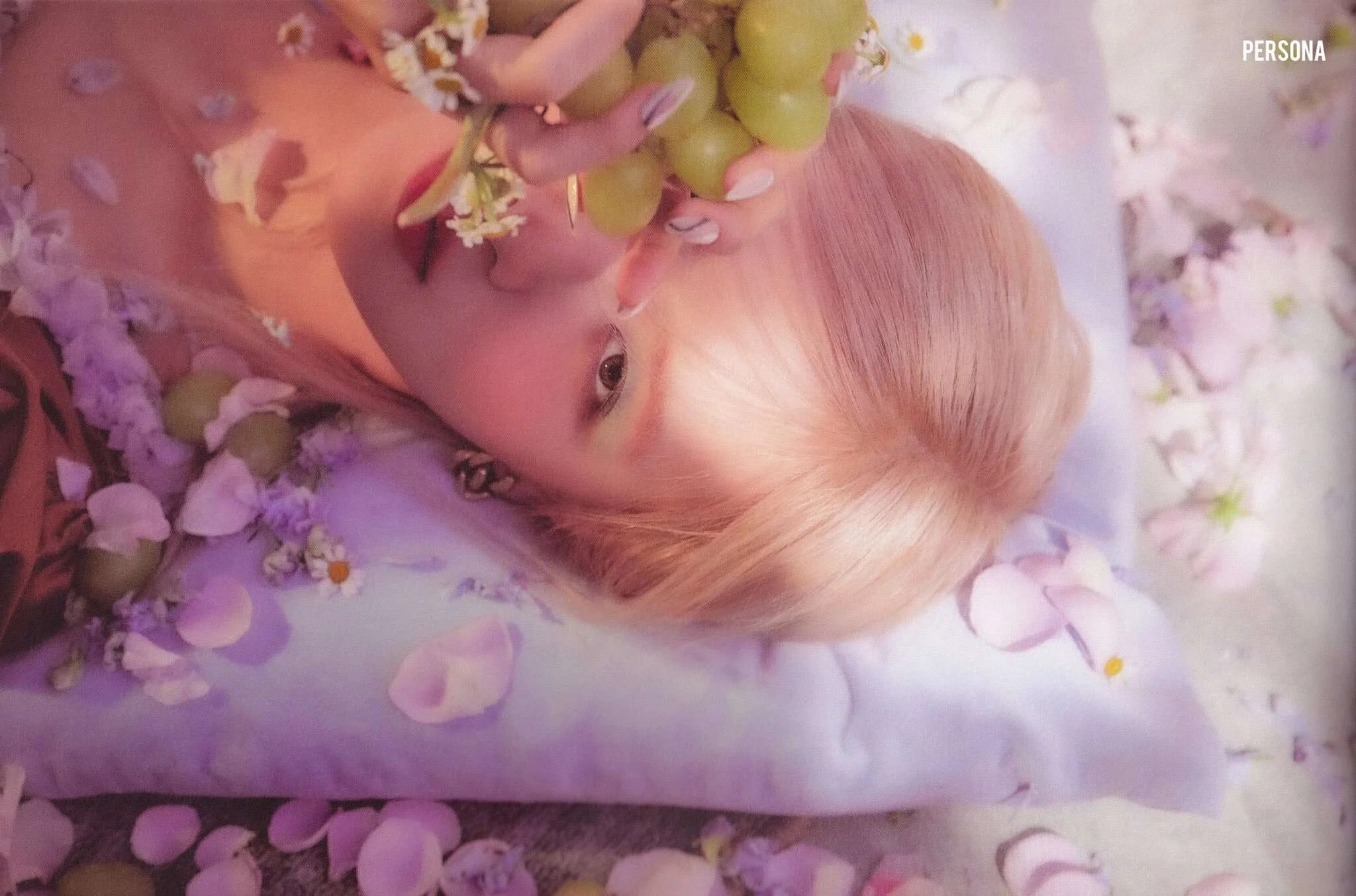 ROSE-1st-Single-Album-R-SCANS-documents-16(1).jpg