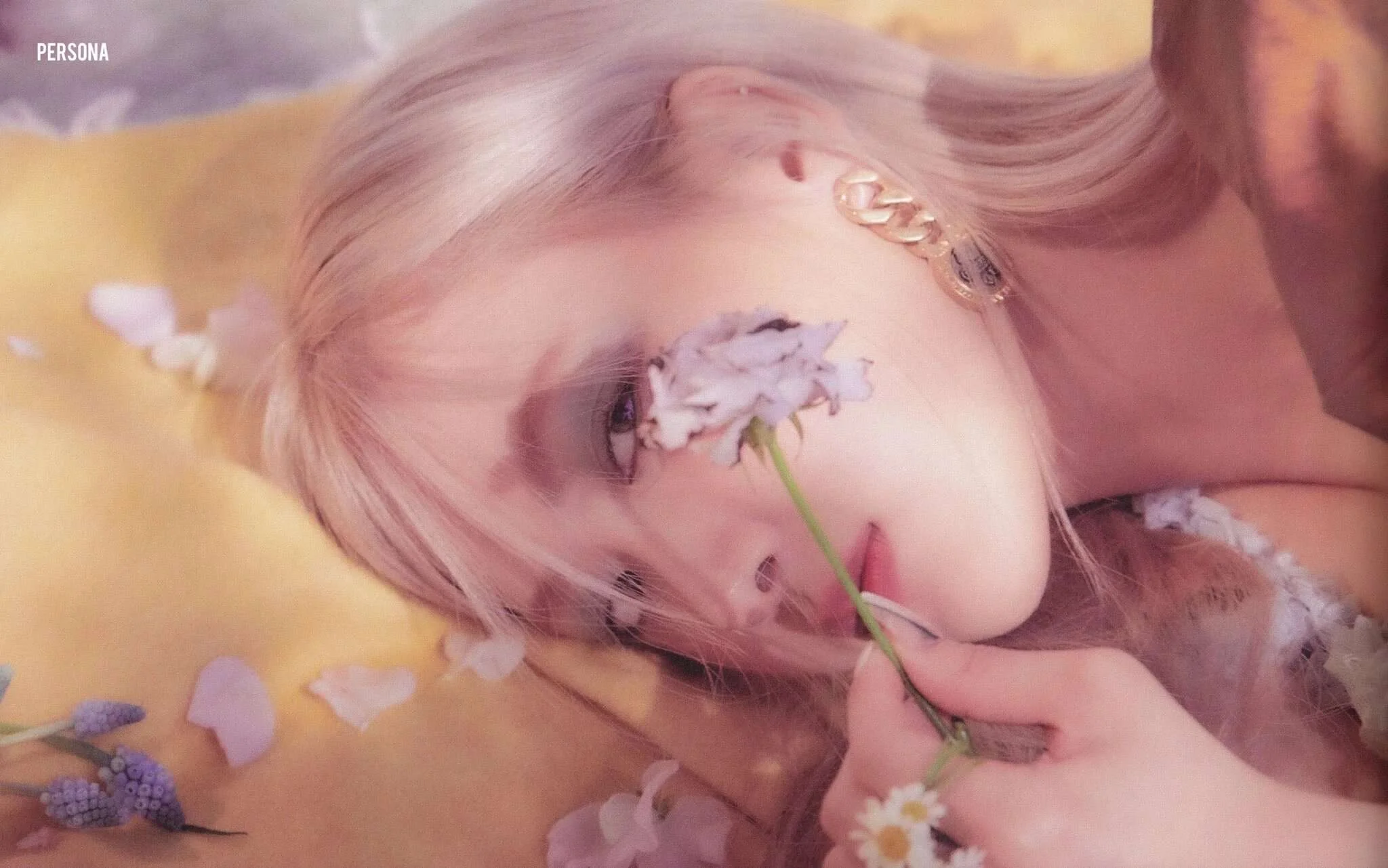 ROSE-1st-Single-Album-R-SCANS-documents-24.jpg