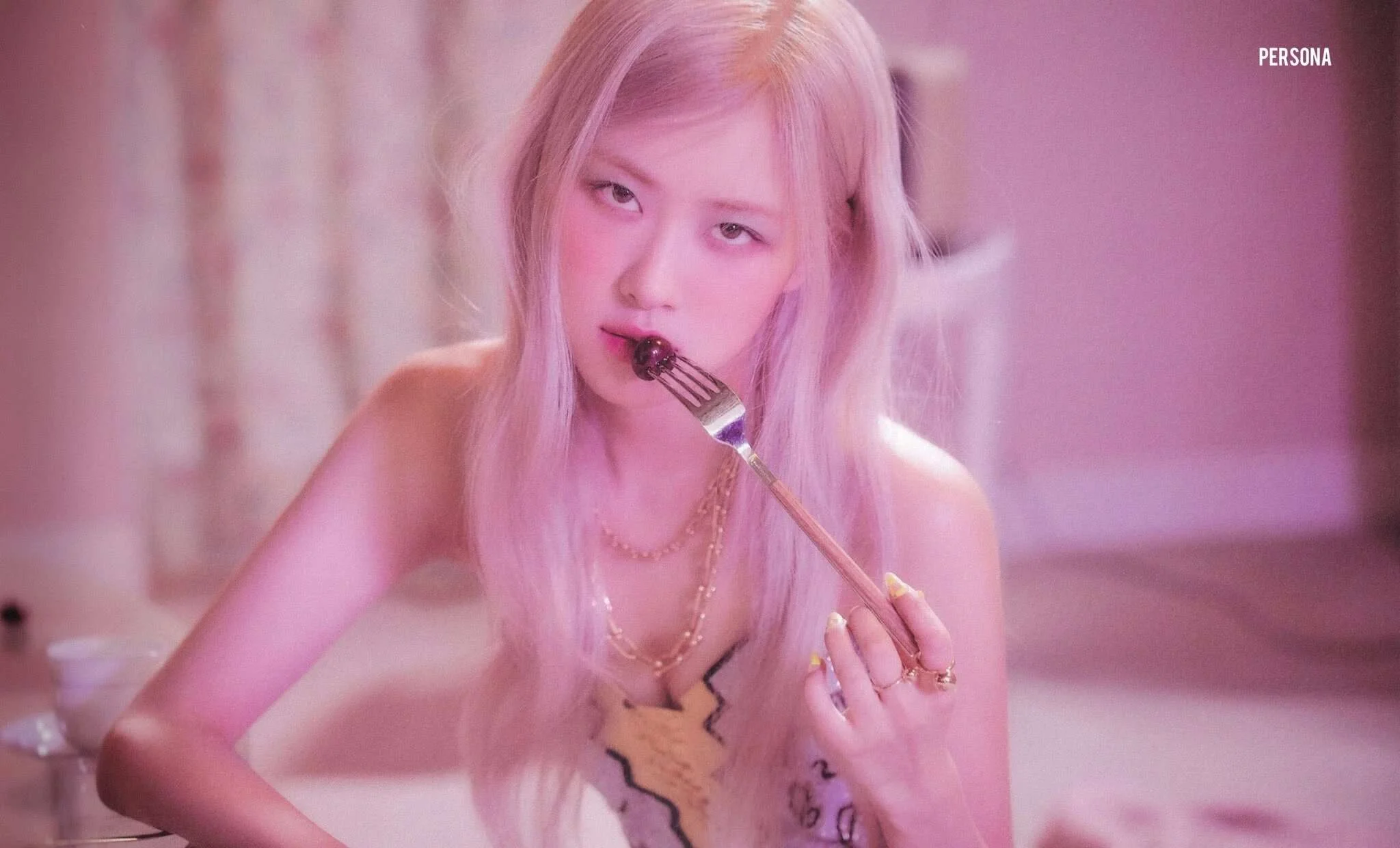 ROSE-1st-Single-Album-R-SCANS-documents-29.jpg