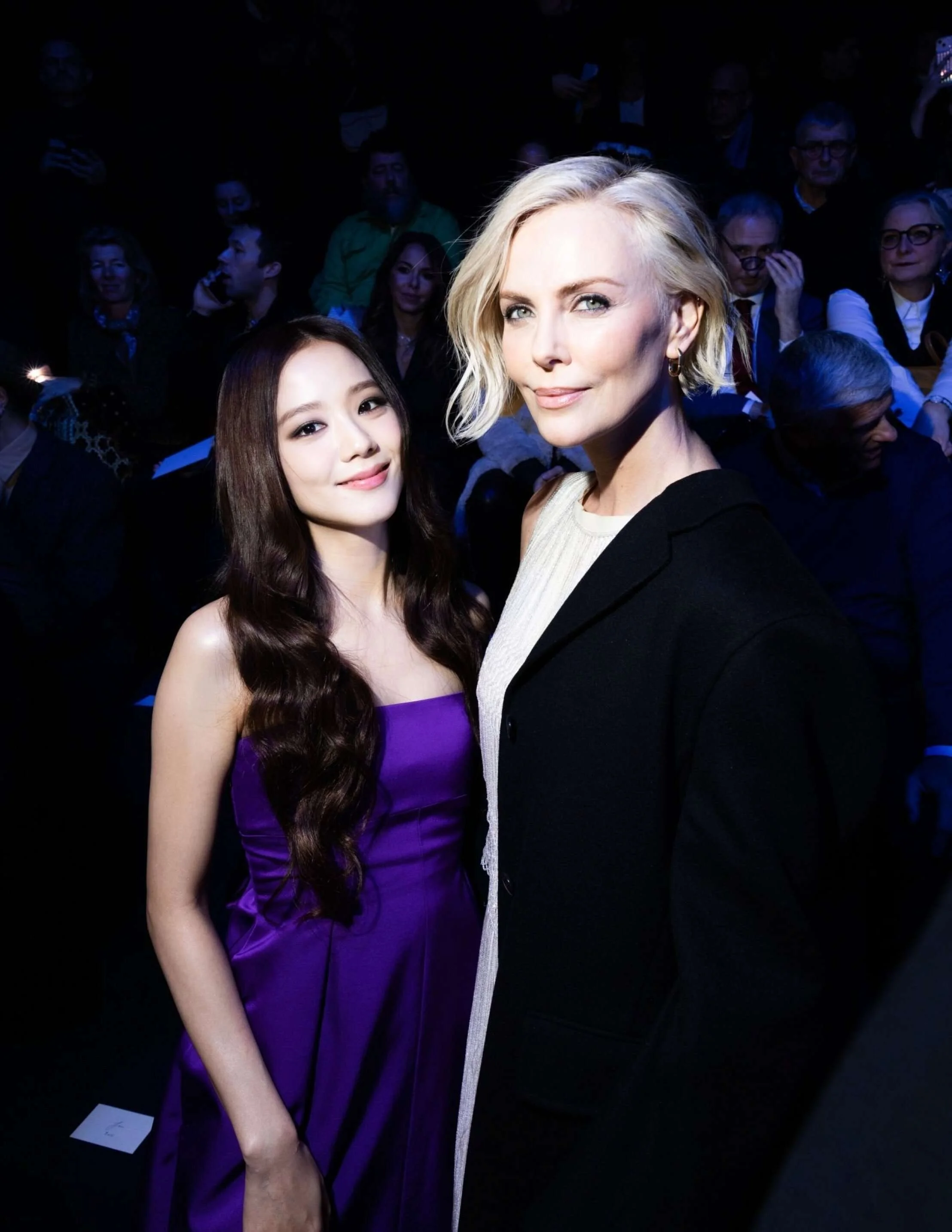 230228-JISOO-DIOR-Women-s-F-W-2023-24-Fashion-Show-at-Paris-Fashion-Week-documents-2.jpeg
