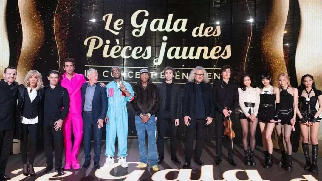230129-BLACKPINK-Pieces-Jaunes-Gala-in-France-documents-7.jpeg