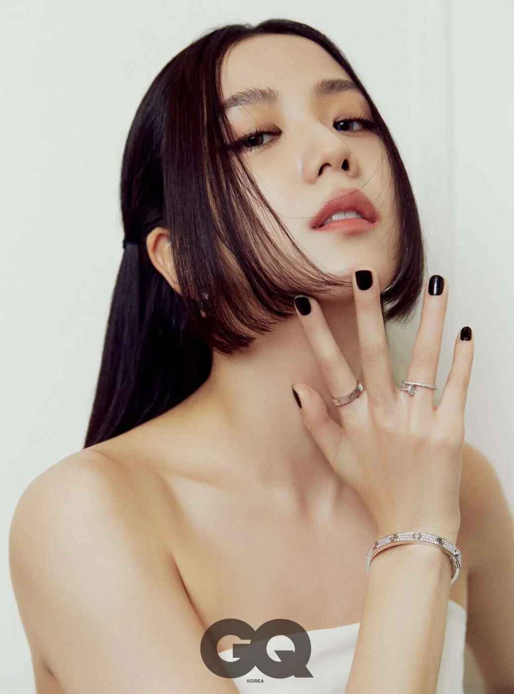 BLACKPINK-JISOO-for-GQ-Korea-x-CARTIER-February-Issue-2023-documents-6.jpeg