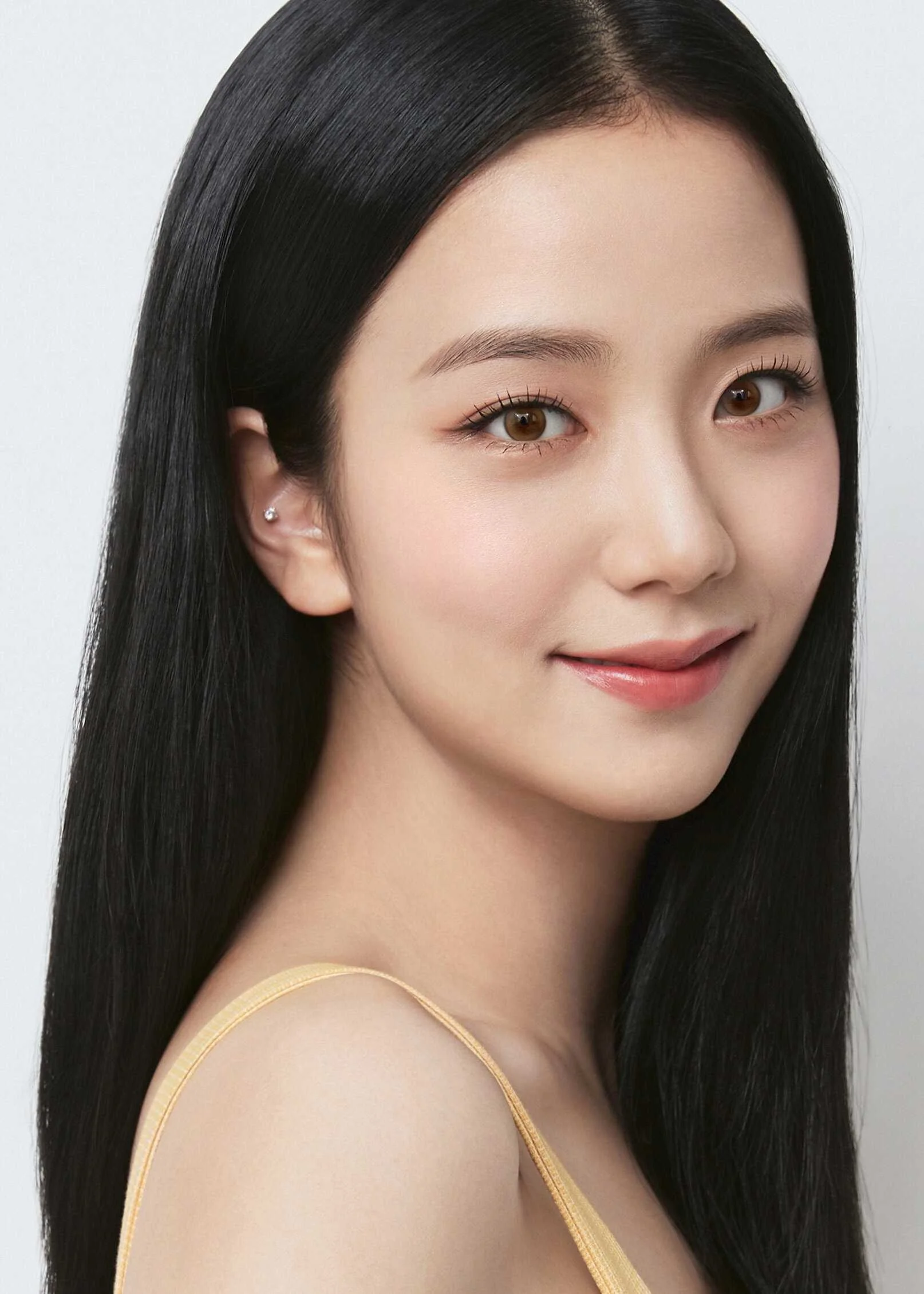 BLACKPINK-Jisoo-for-Olens-Double-Tint-Brown-documents-1.jpeg