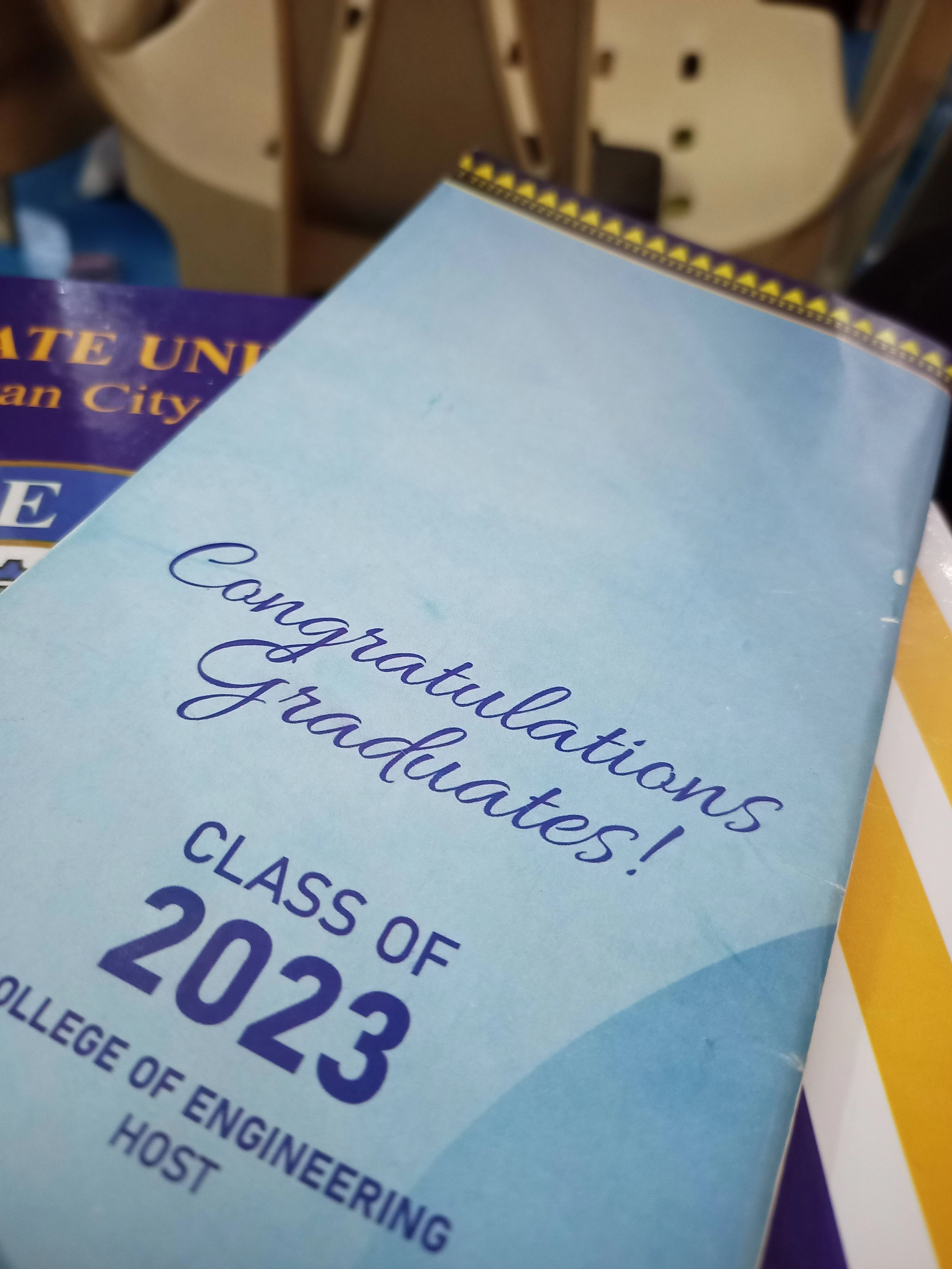 2k23 grads