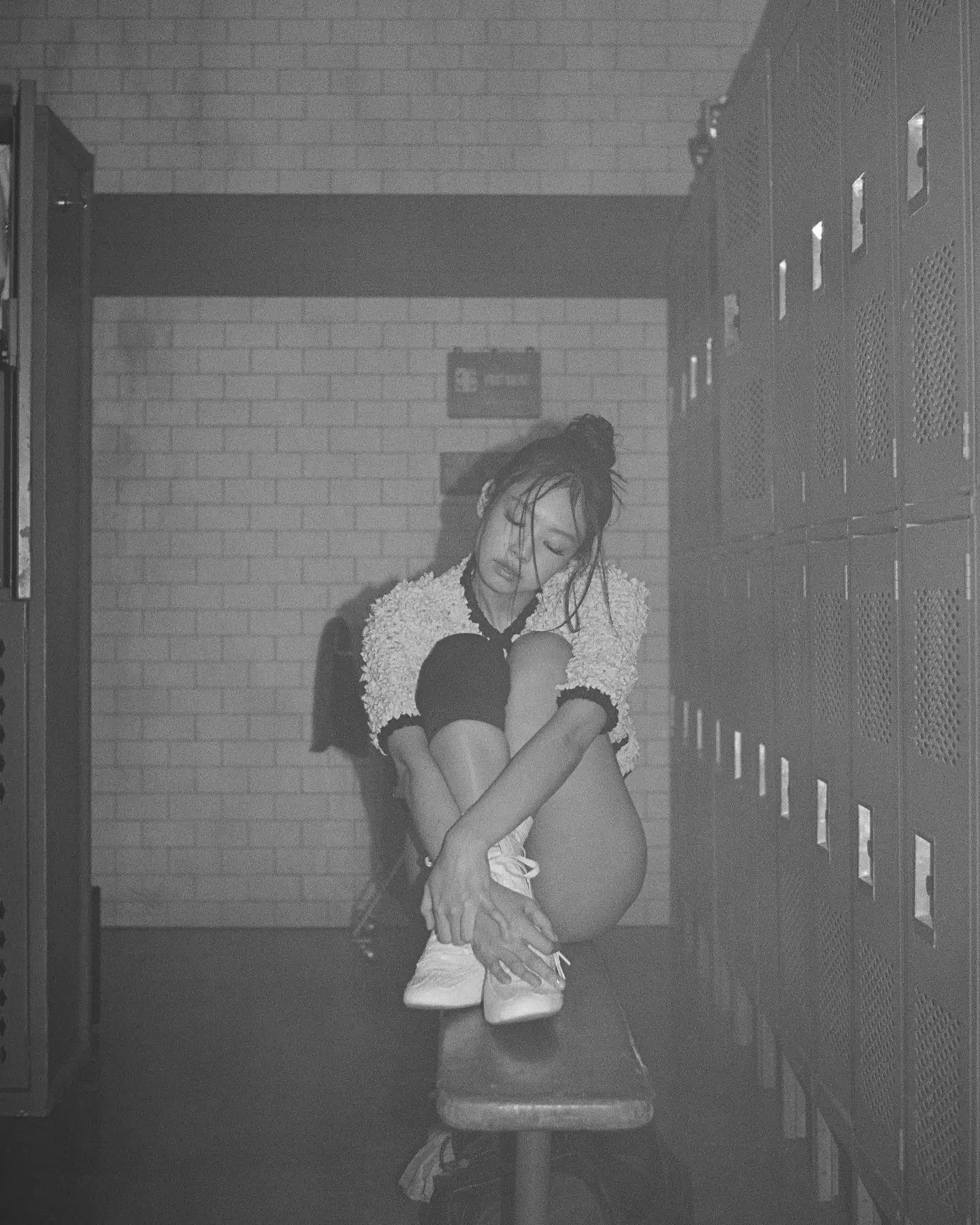 250329-JENNIE-Instagram-Update-documents-6.webp