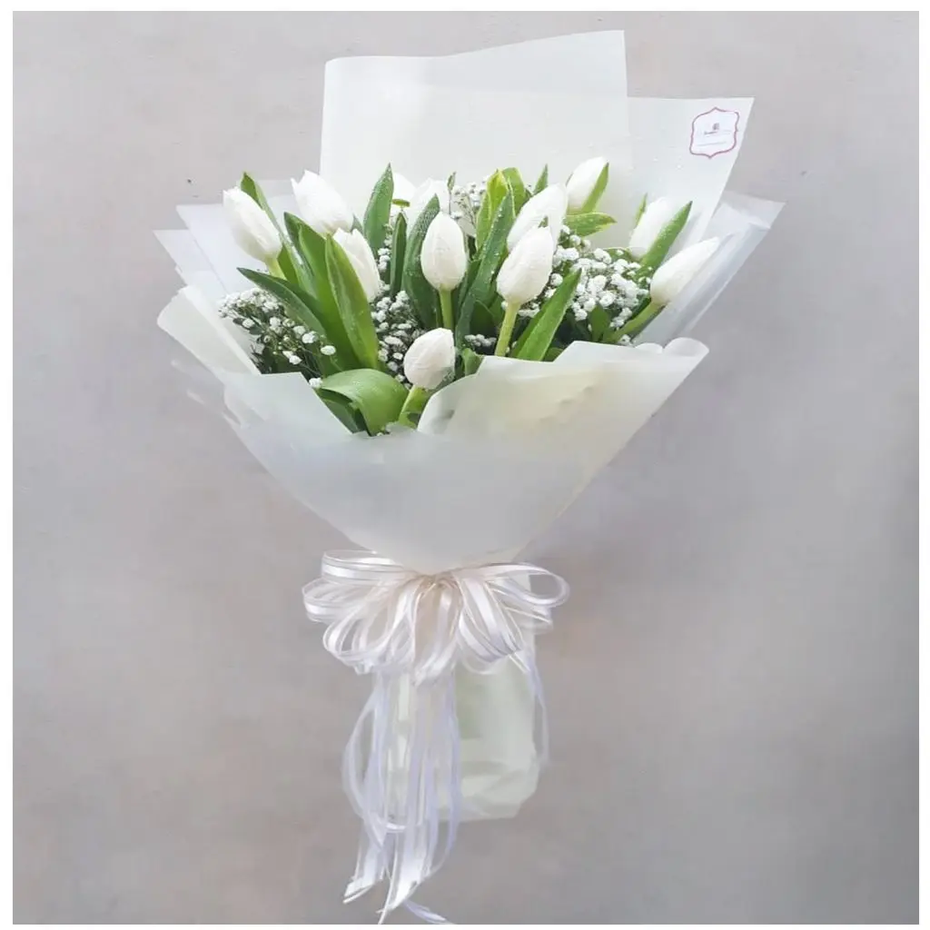 white-tulips-bouquet-of-TFX-Flowers-1024x1024_1024x1024.webp