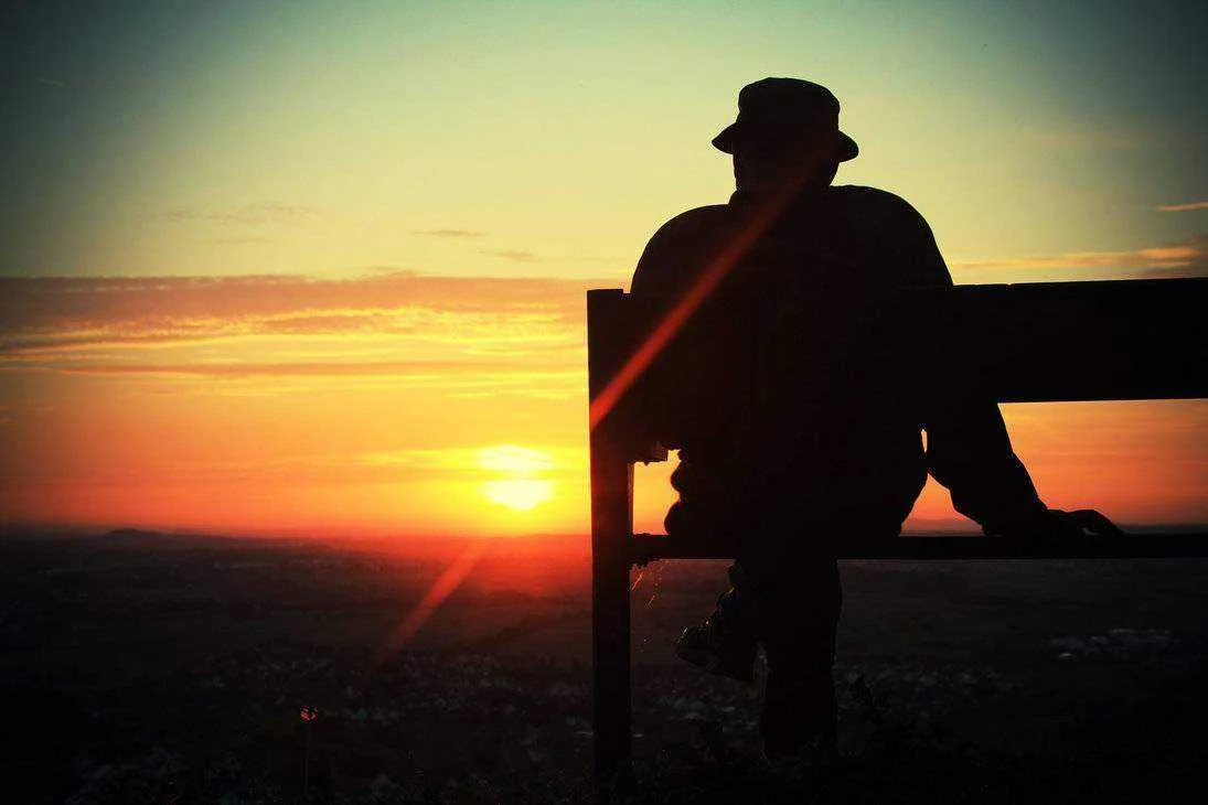 old_man_sunset_by_thelifeinfocus-d5f5g8t.jpg